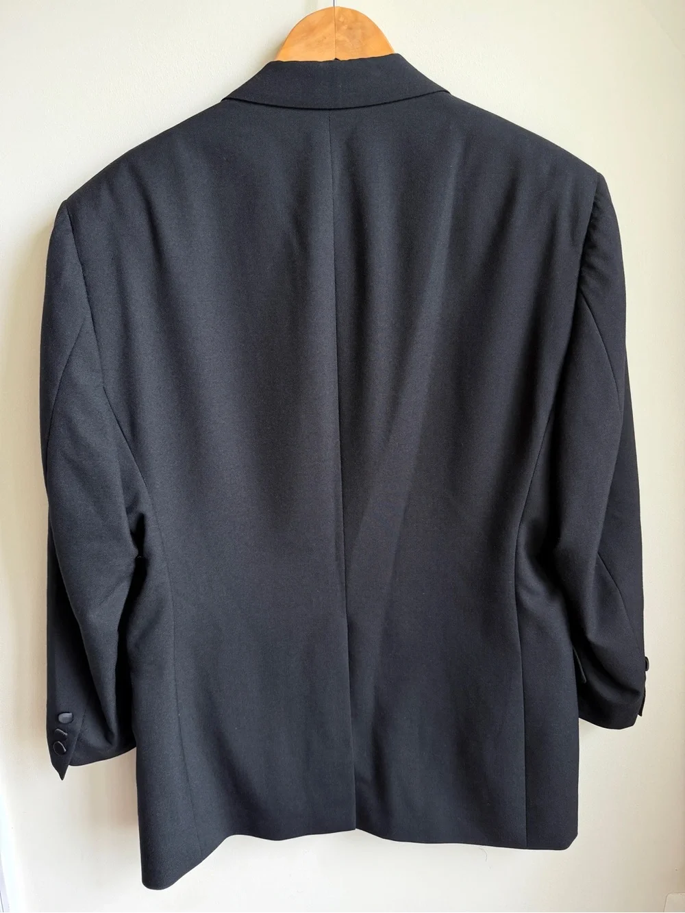 Jos A Bank 100% Wool Formal Wear Jacket 42R Black Satin Notch Lapel 1 Button